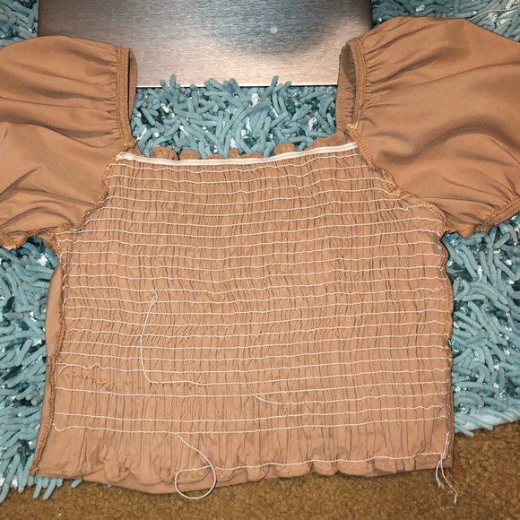 Crop top with Puffed sleeves - Picture 5 of 5